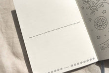 Load image into Gallery viewer, Unravel - A Self-Reflection Journal