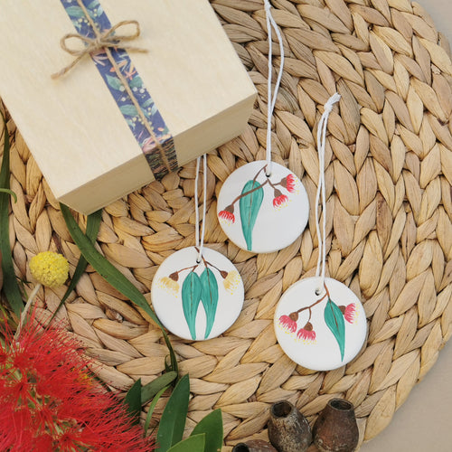Christmas tree decorations Australia